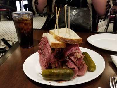 Carnegie St. Deli