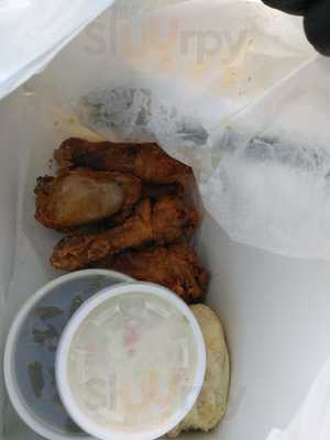 Lee's Famous Recipe Chicken