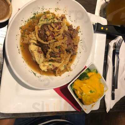 Distill, A Local Bar