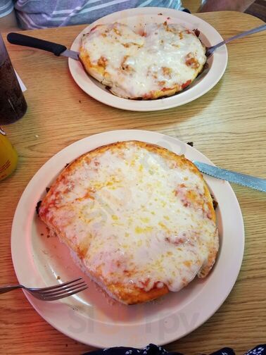 Montes De Oca Pizza Cubana