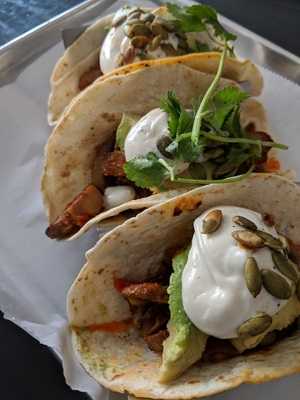 Milo / Vegan--vegetarian