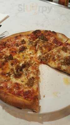 Sammy's Woodfired Pizza & Grill