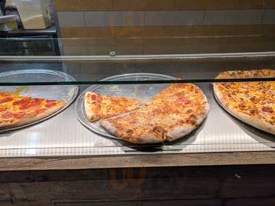 Pacini's Italian Eatery