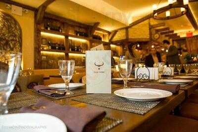 Tsob Tsobe Mediterranean Restaurant & Lounge