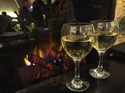 Tsob Tsobe Mediterranean Restaurant & Lounge