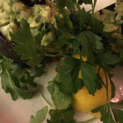 Tsob Tsobe Mediterranean Restaurant & Lounge