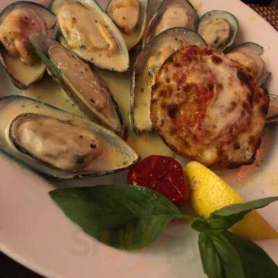 Tsob Tsobe Mediterranean Restaurant & Lounge