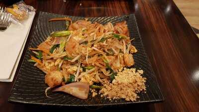 Red Lotus Asian Kitchen