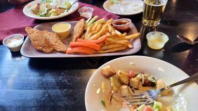 The Edge Of Town Bar & Grill