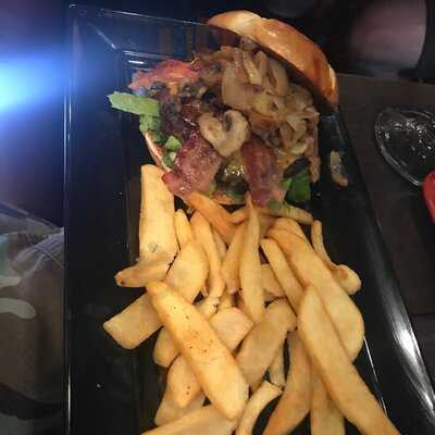 Photo 3