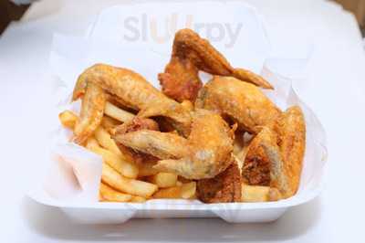 Howard Krispy Krunchy Chicken & Pizza