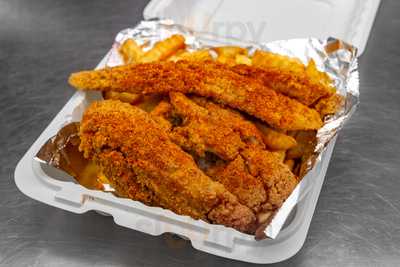 Howard Krispy Krunchy Chicken & Pizza