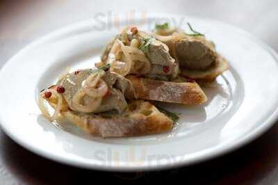 The Grand Bar And Grill