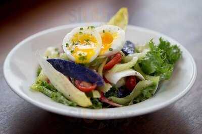 The Grand Bar And Grill