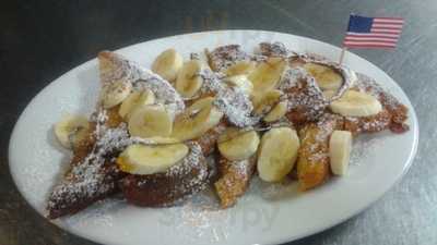 The Grand Bar And Grill