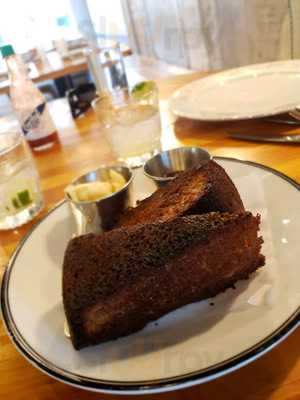 Mary Hoopa's House Of Fried Chicken & Oysters