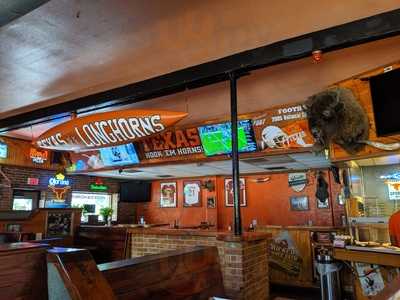 The Varsity Pizza & Pints