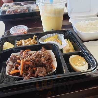 Tea Zone Bakery And Cafe