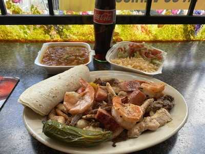 La Nueva Fresh & Hot