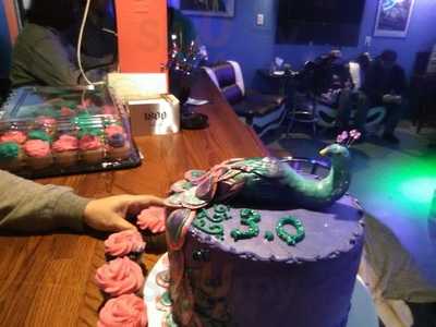 Charlie's White Crow Tavern