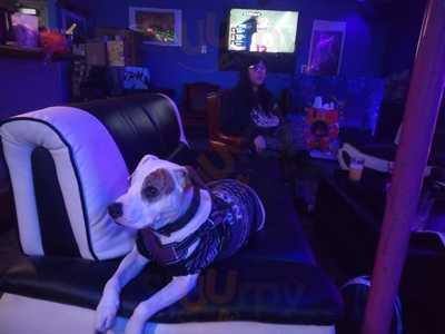 Charlie's White Crow Tavern