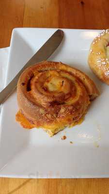 Little Red's Bakeshop