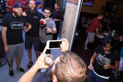 Aces & Ales Gastropub