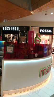 Menchies Frozen Yogurt