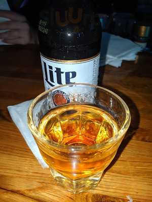 Boneheadz Sports Pub