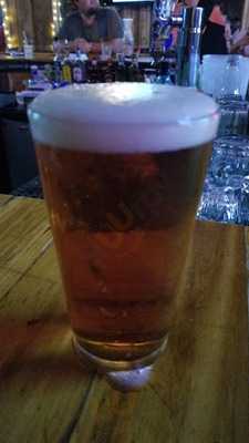 Boneheadz Sports Pub