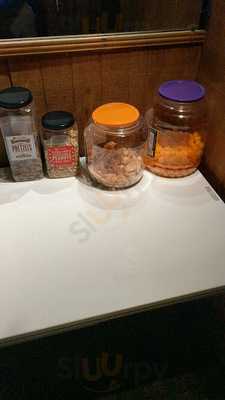 Boneheadz Sports Pub