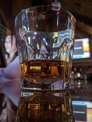 Boneheadz Sports Pub