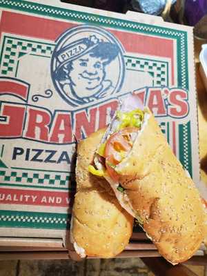 Grandma's Pizza & Pasta