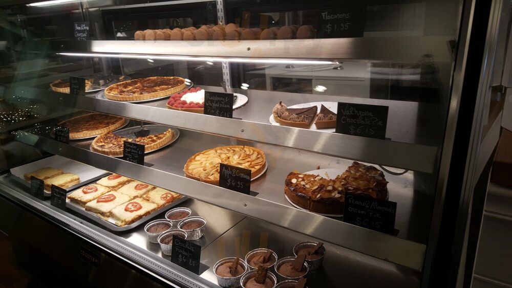 Maison Parisienne - French Cafe