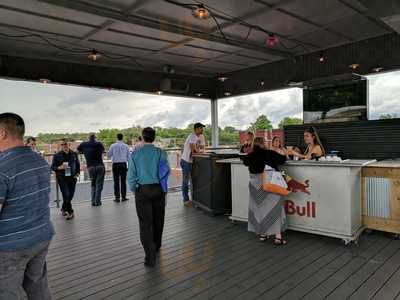 The Big Bar And Grill