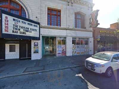 The Big Bar And Grill