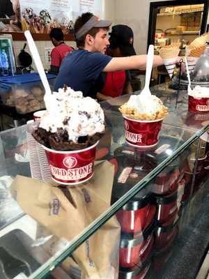Cold Stone Creamery