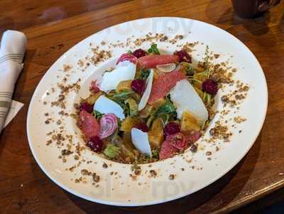 Yatch Club Restaurant & Bar