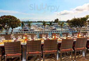 Yatch Club Restaurant & Bar