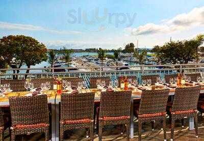 Yatch Club Restaurant & Bar