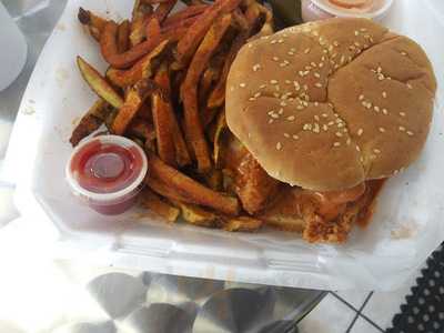 Daddys Mac's Chicken