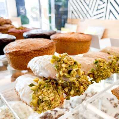 Fluff Meringues & More