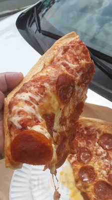 Tremont House Of Pizza