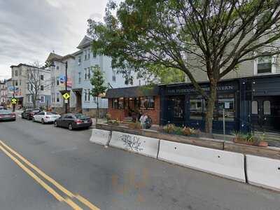 Tremont House Of Pizza