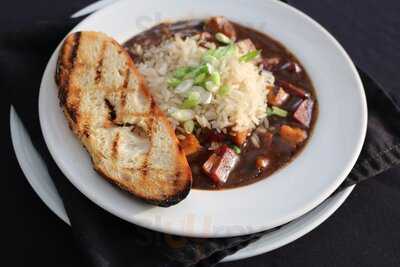 Lenox Road Bar & Grill