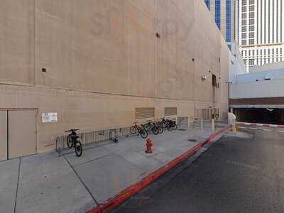 The Halal Guys Venetian