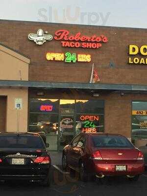 Roberto's Taco Shop