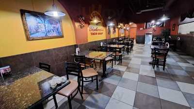 Roberto's Taco Shop