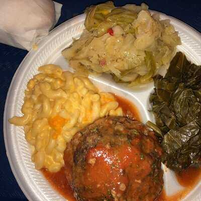 Hardeman’s Bar B Que & Catering