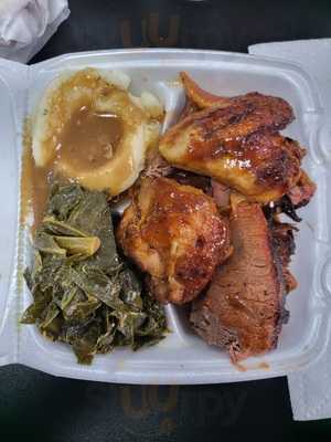 Hardeman’s Bar B Que & Catering